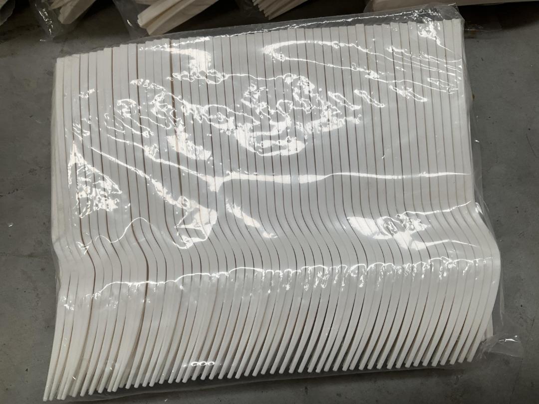 Photo '3' of Plastic Forks 160mm (600pce) Photo '3' of Plastic Forks 160mm (600pce)