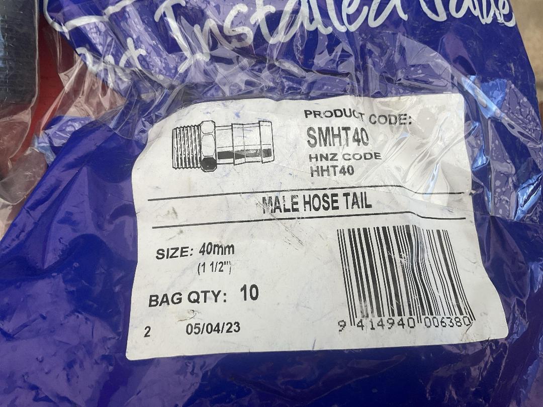 Photo '3' of Hansen Male Hose Tail 40MM/Poly Riser 100MM