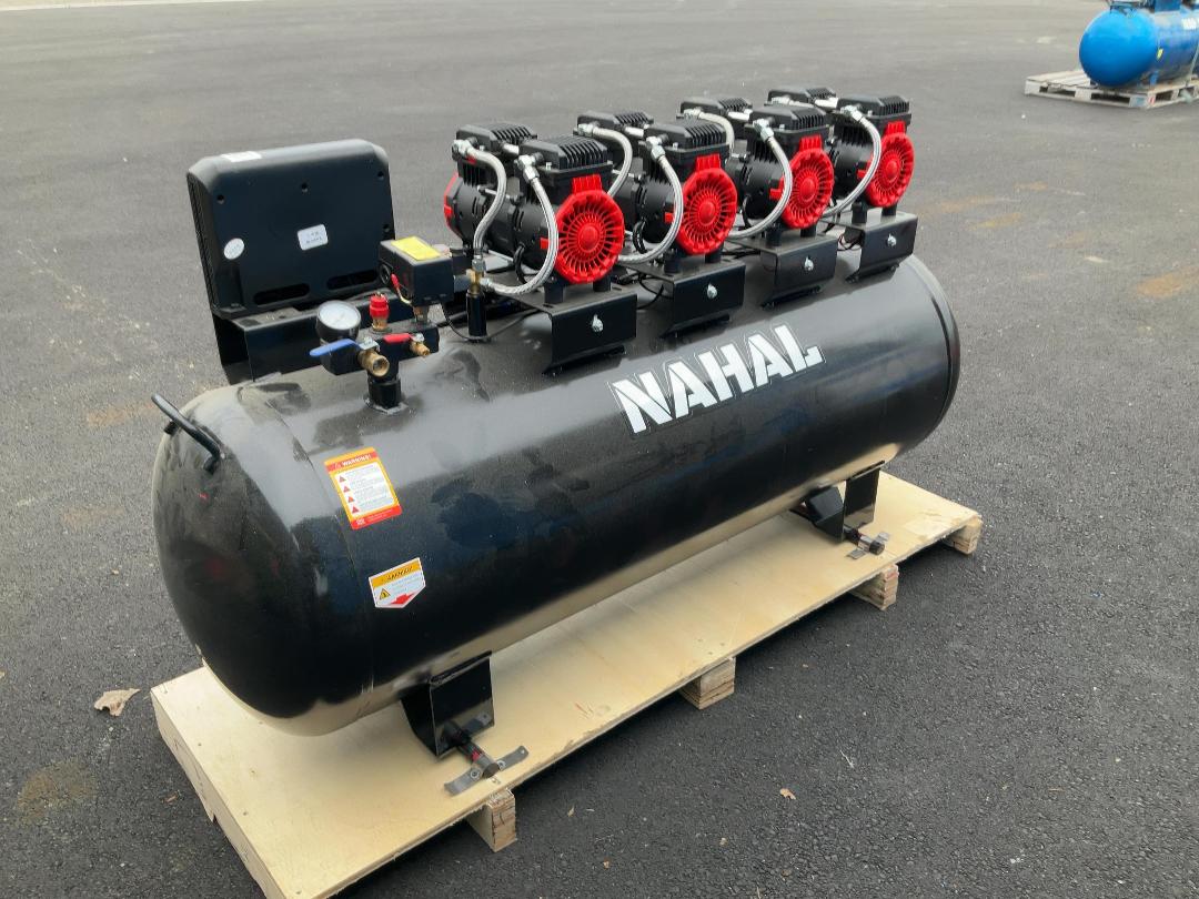 Photo '3' of Air compressor 60A