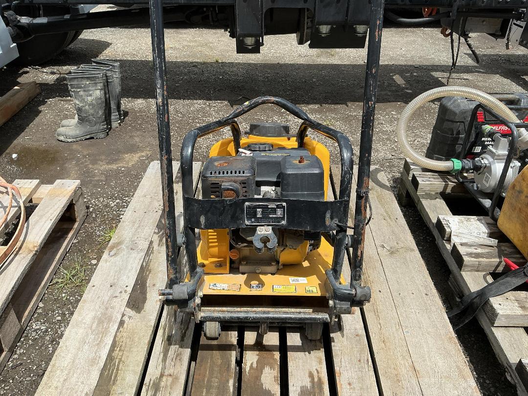 Photo '3' of Masalta Loncin 196cc Powered Plate Compactor