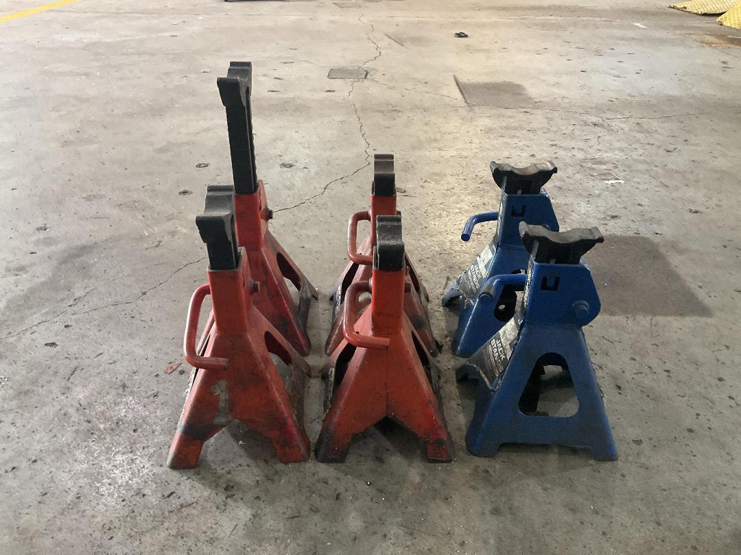 Photo '4' of 6x Jack Stands Photo '4' of 6x Jack Stands