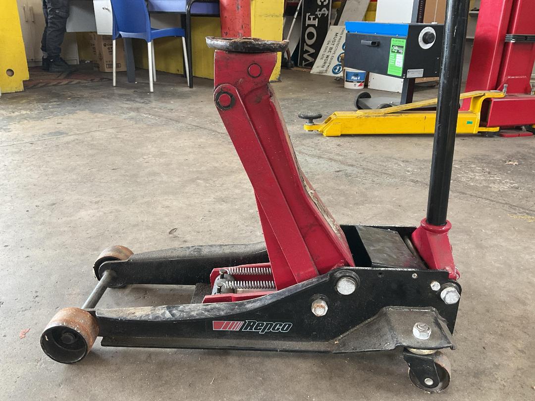 Photo '3' of Trolley Jack