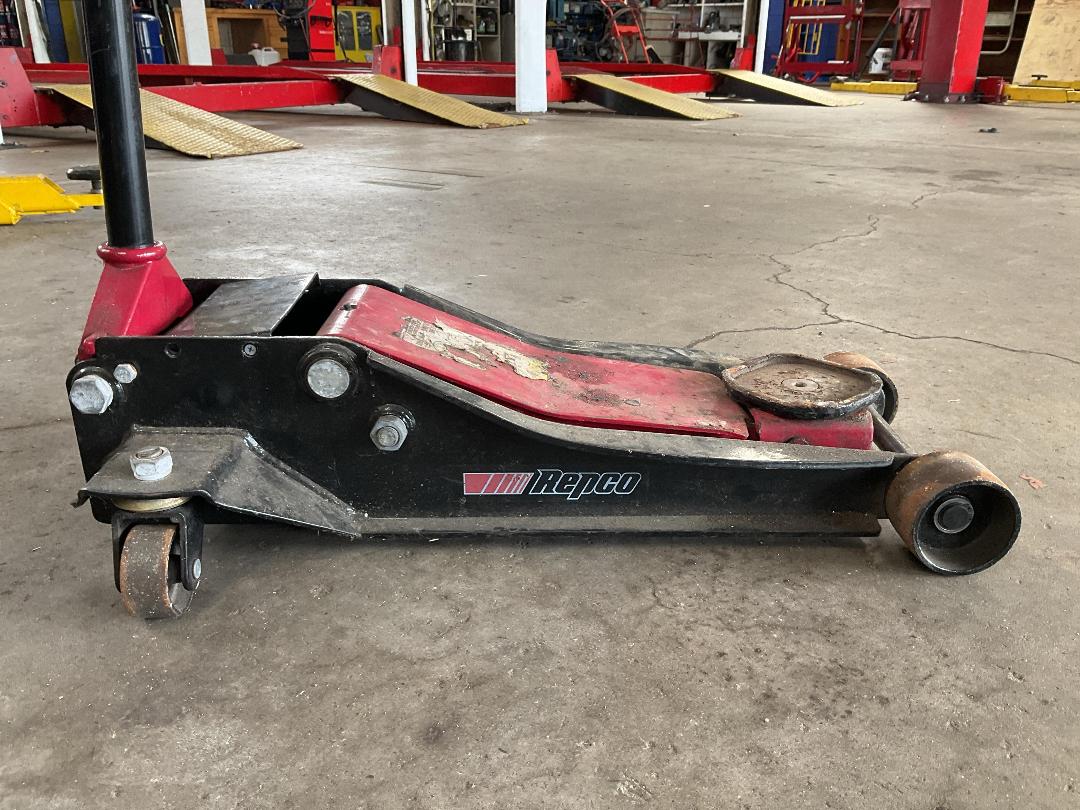 Photo '2' of Trolley Jack