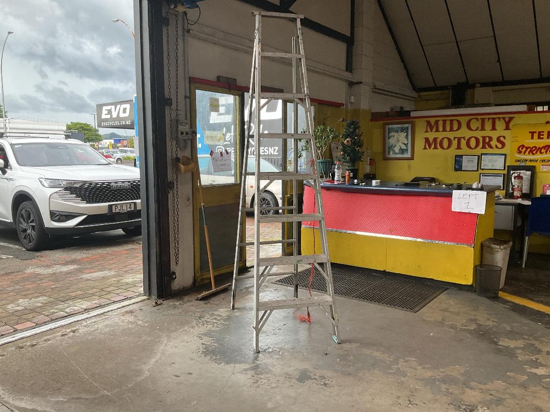 Photo '2' of 2.3m Ladder