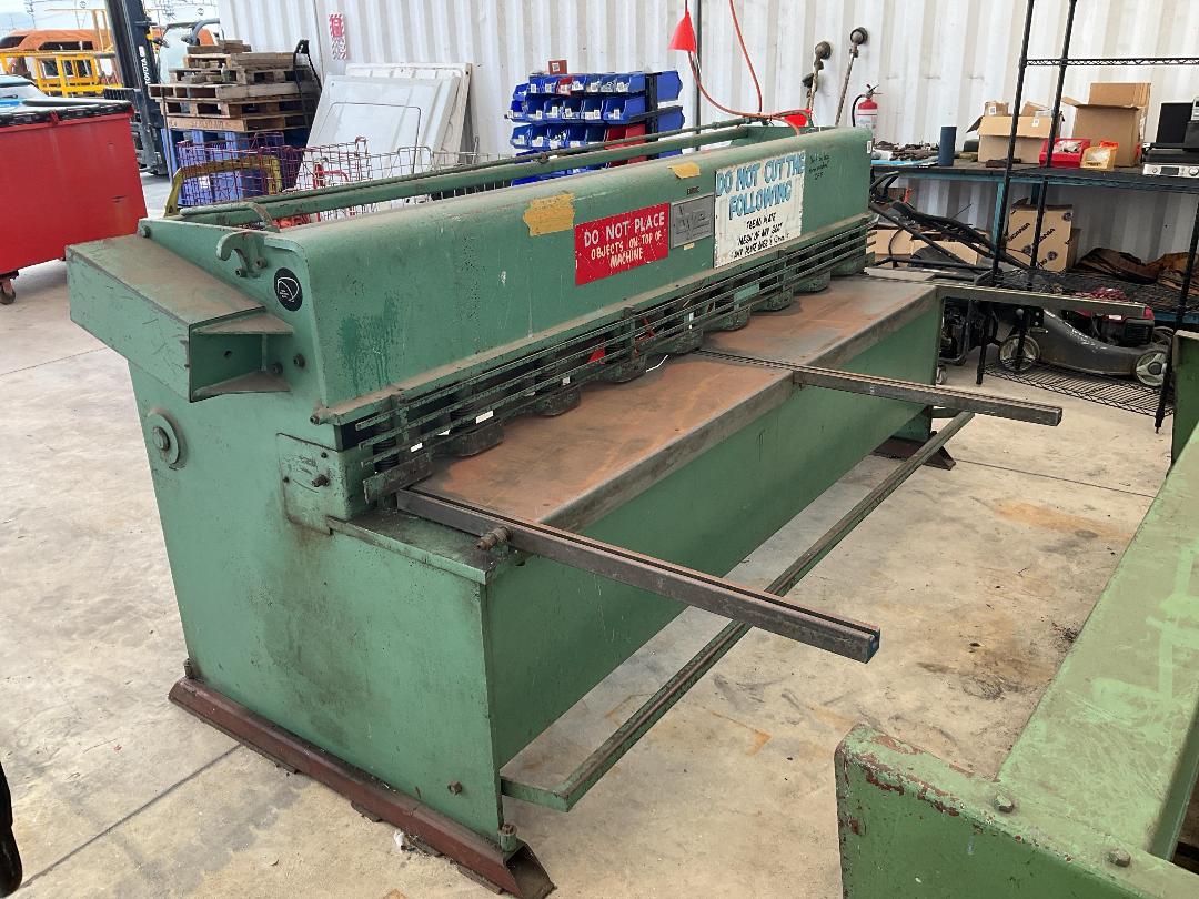 Photo '3' of Dye Industrial Guillotine Machine