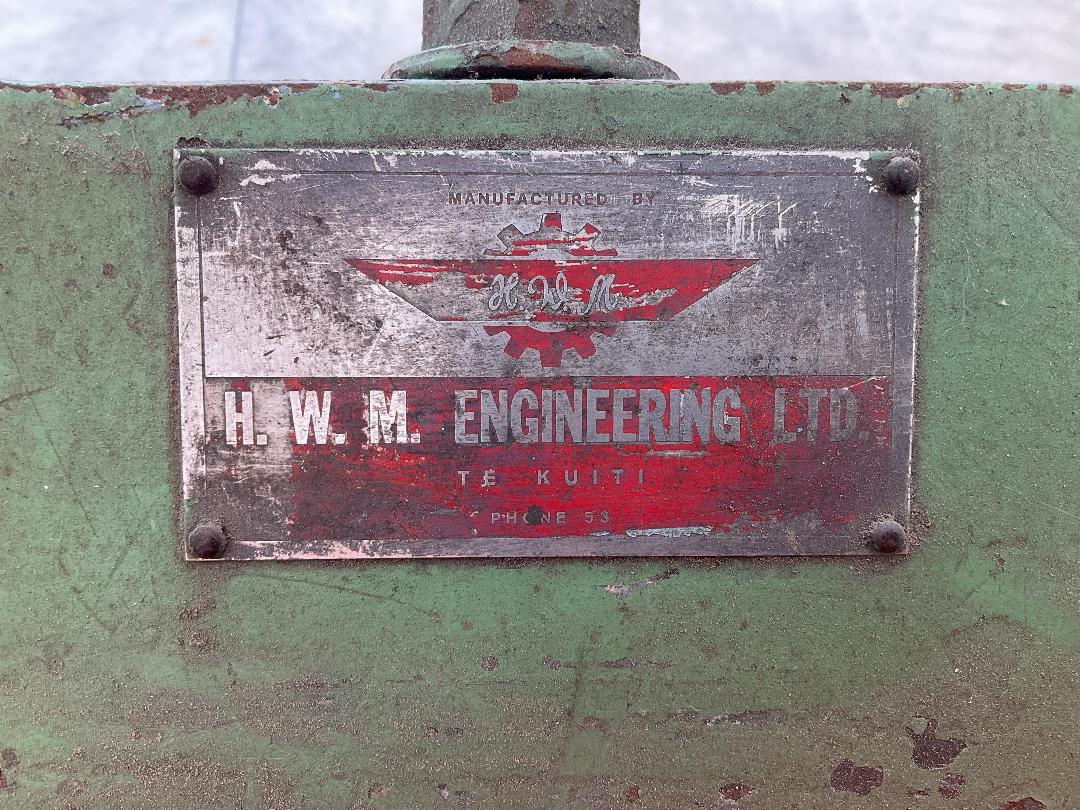 Photo '4' of H.W.M Heavy Duty Finger Folder