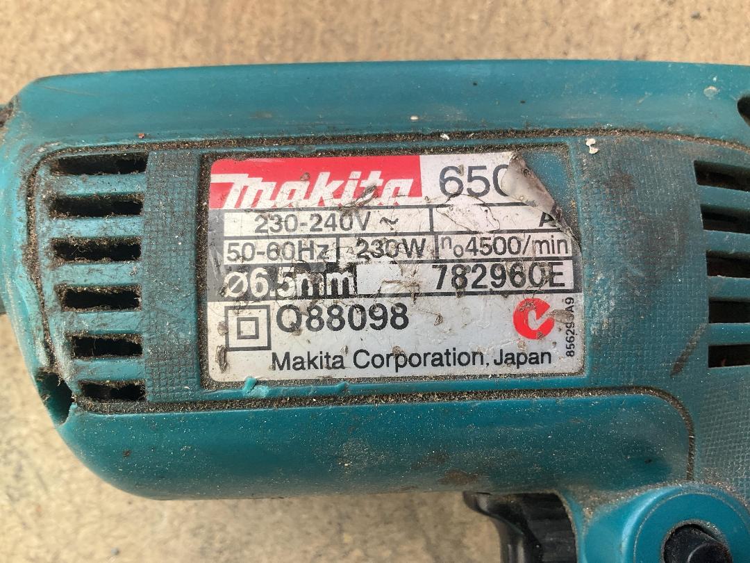 Photo '4' of Makita Cord Drill