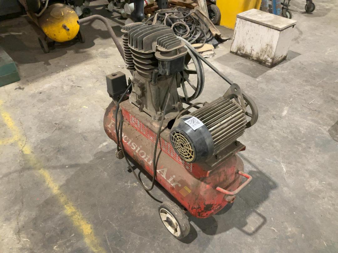 Photo '3' of Gunrunner Air Compressor