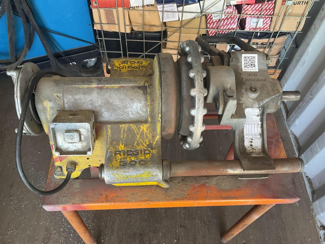 Photo '2' of Ridgid 300 Pipe Threading Machine