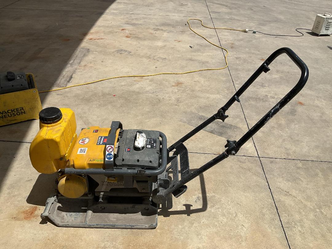 Photo '4' of Wacker Neuson Battery-Powered Plate Compactor