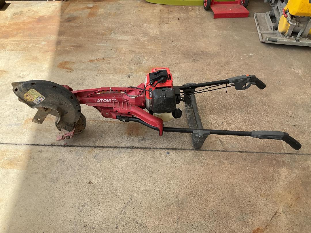 Photo '2' of Atom Pro Edger 582