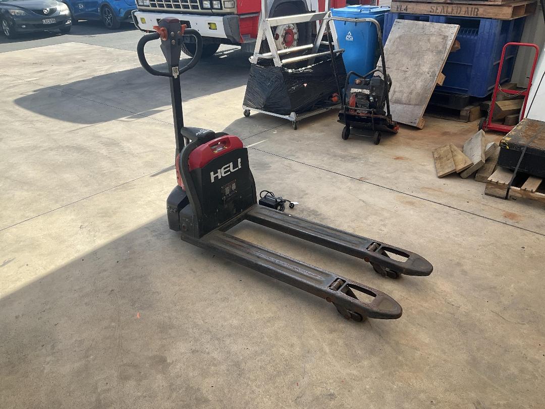 Photo '4' of Heli Electric Pallet Jack