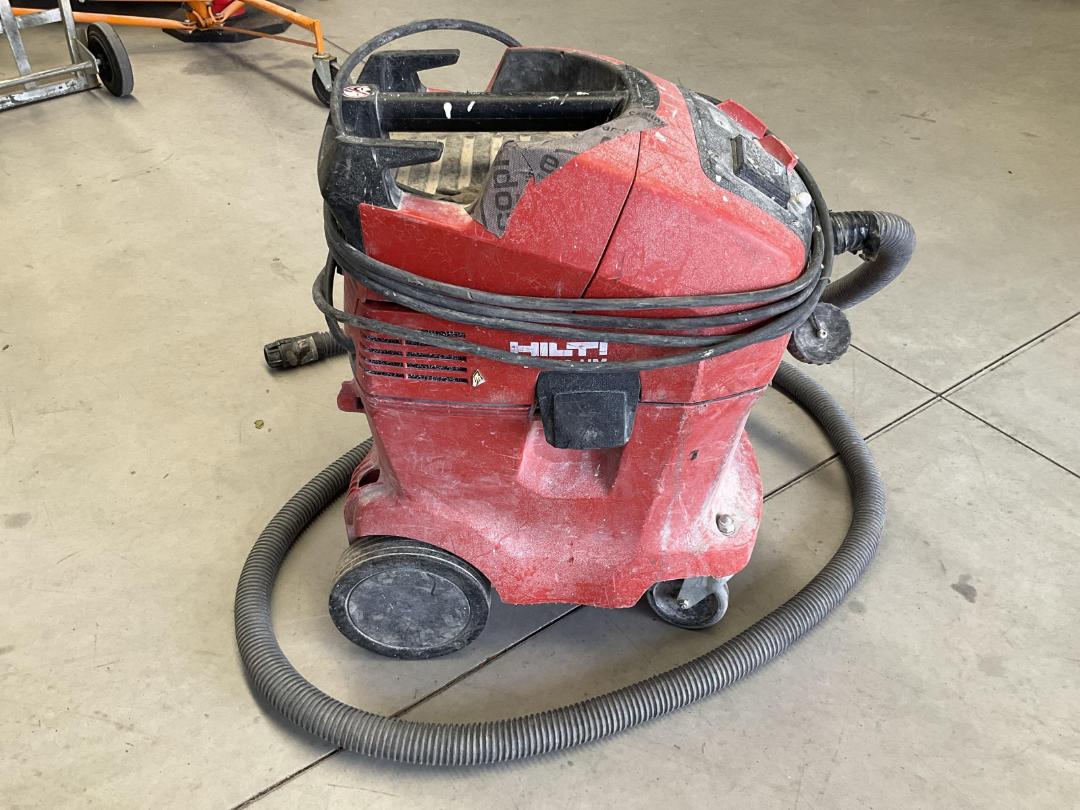 Great Deal On Hilti VC40UM Industrial Vacuum Cleaner 25093590