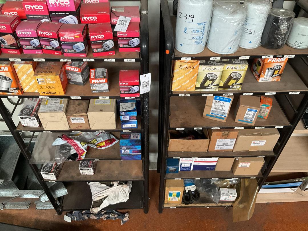 Photo '3' of 6 Tier Shelving Units (2x)