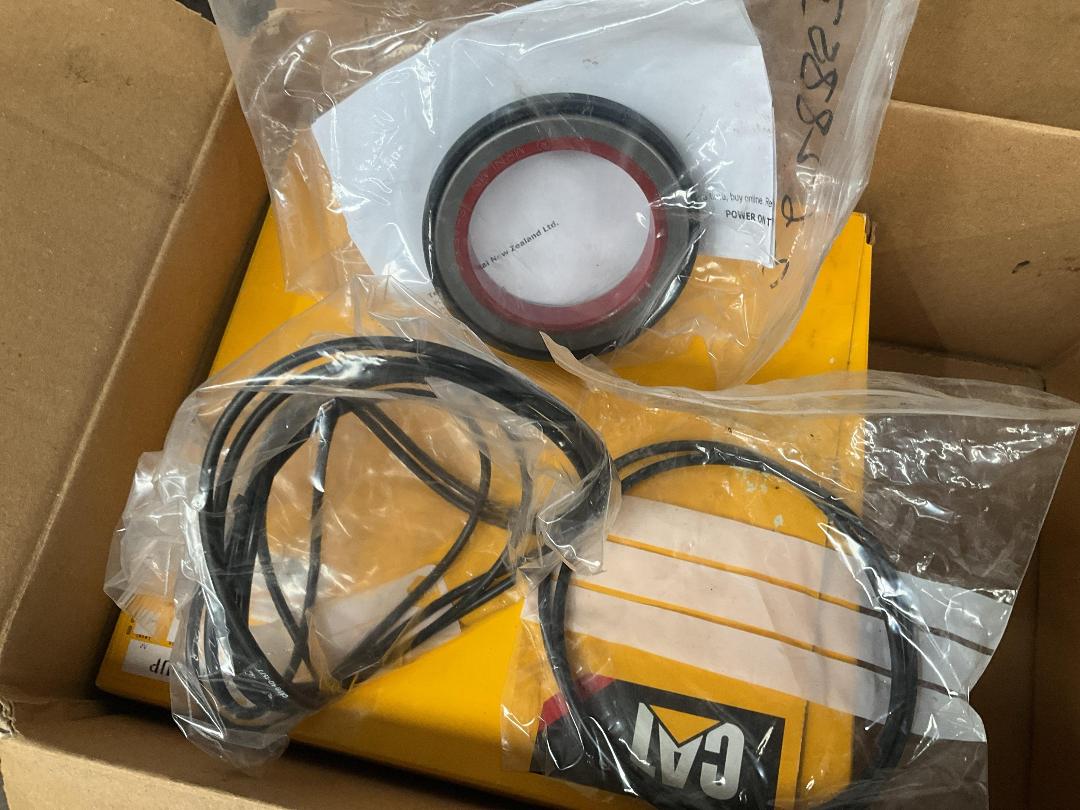 Photo '4' of Bearing & Seal G