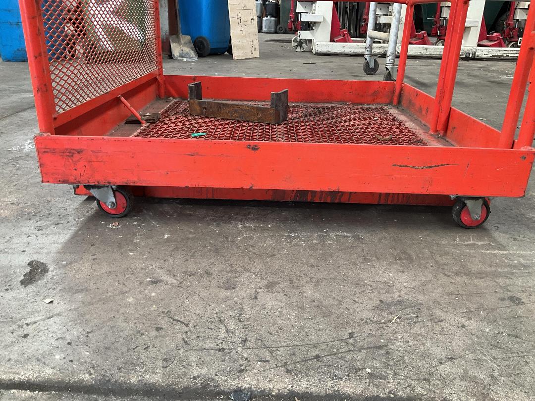 Photo '4' of Forklift Access Safety Platform