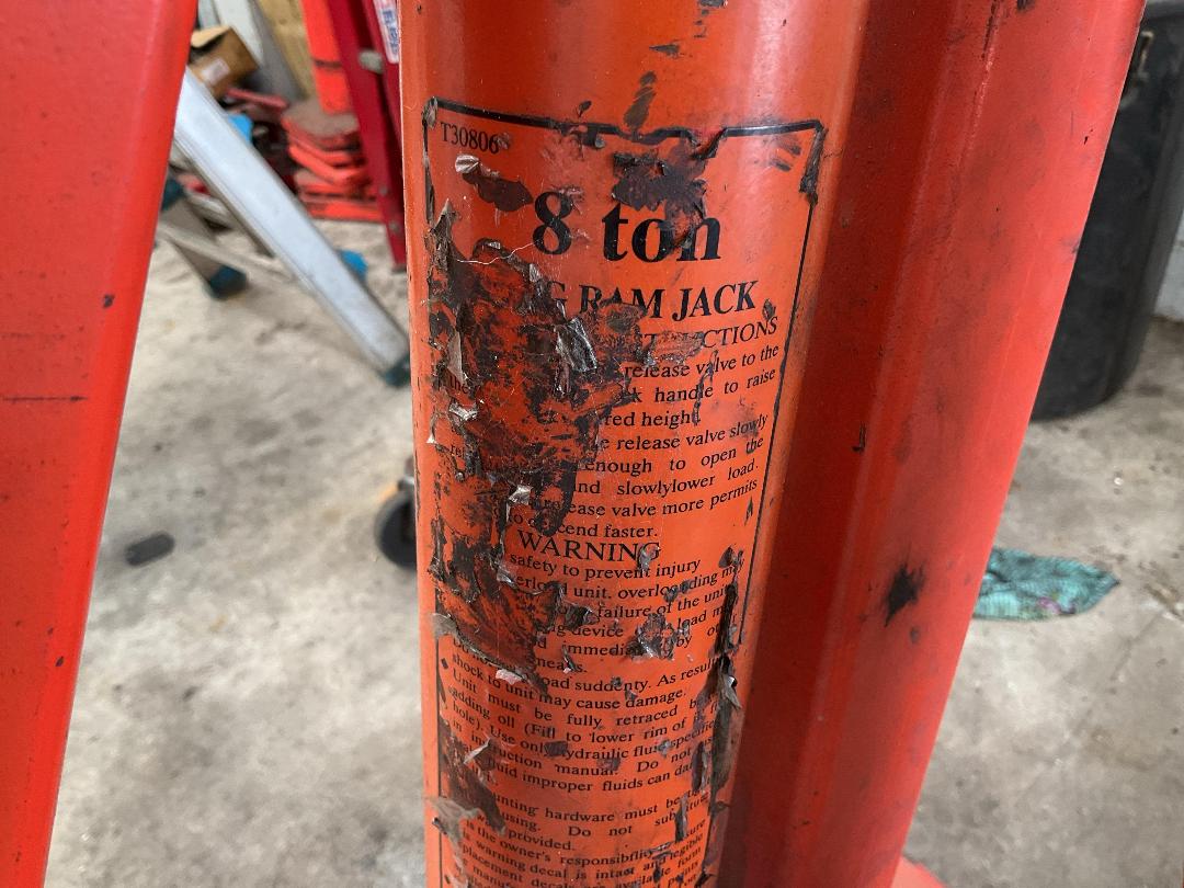 Photo '3' of 8T Ram Jack Photo '3' of 8T Ram Jack