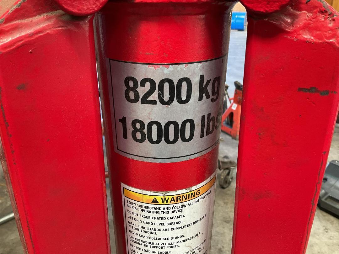 Photo '5' of Stertil Koni Hydraulic Jack Stand