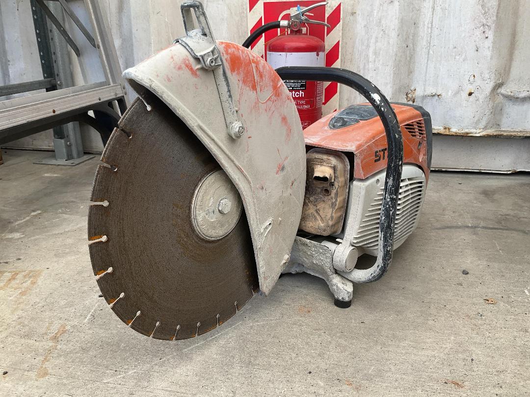 Photo '4' of STIHL Concrete Cutter
