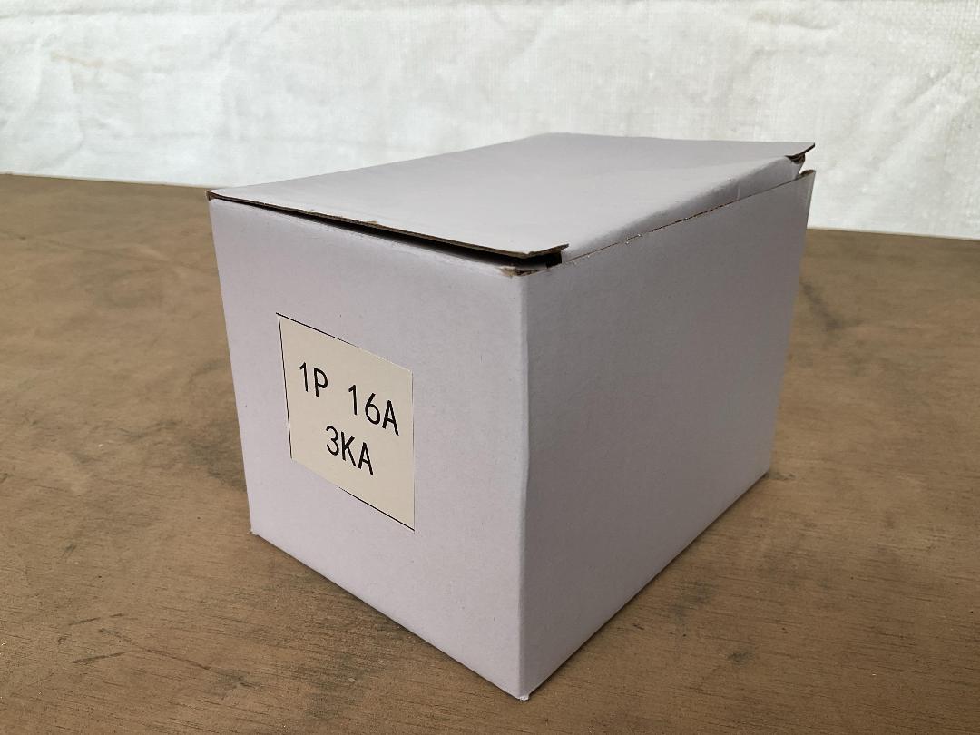 Photo '6' of 12x MCB Circuit Breakers 16A Half Pole