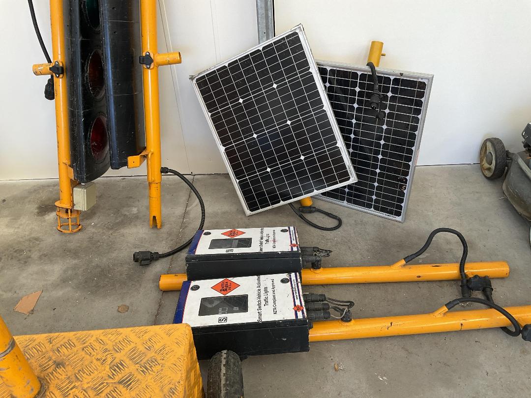 Photo '3' of Traffic lights