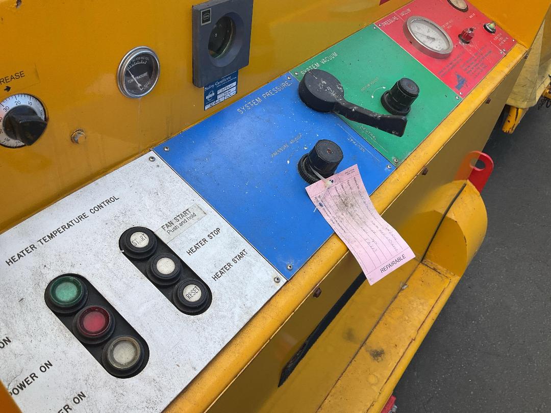 Photo '10' of Universal Fuel Tank Repair Trolley