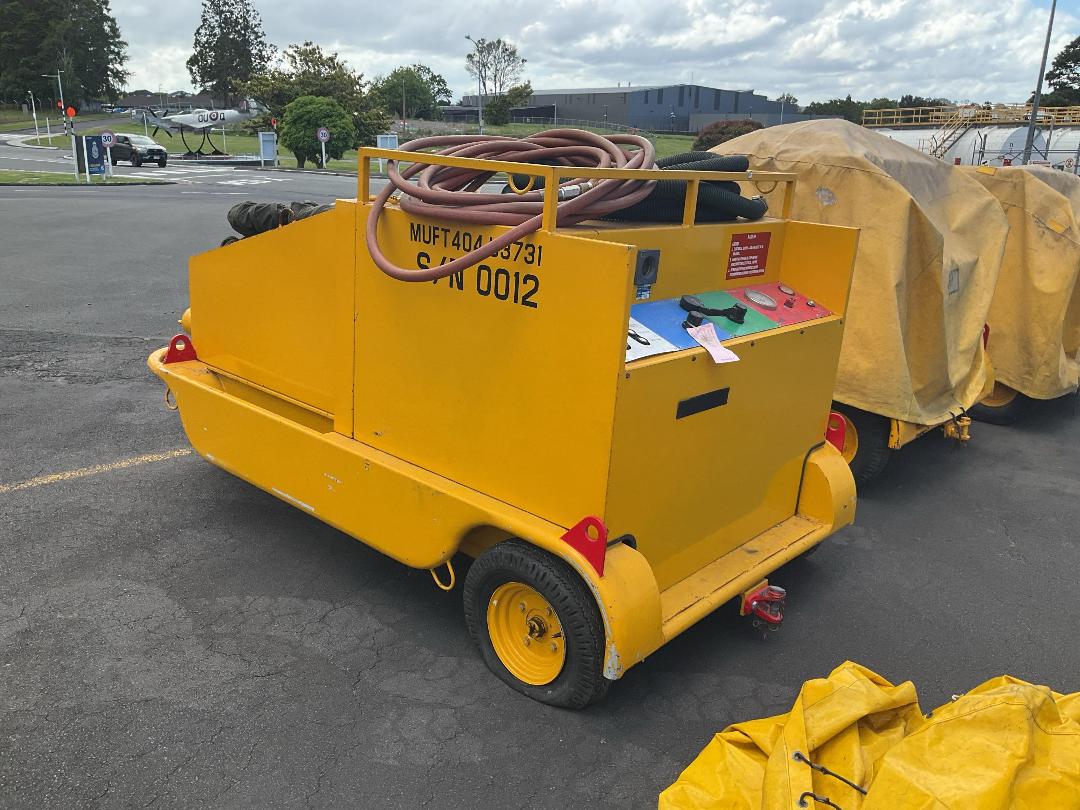 Photo '7' of Universal Fuel Tank Repair Trolley