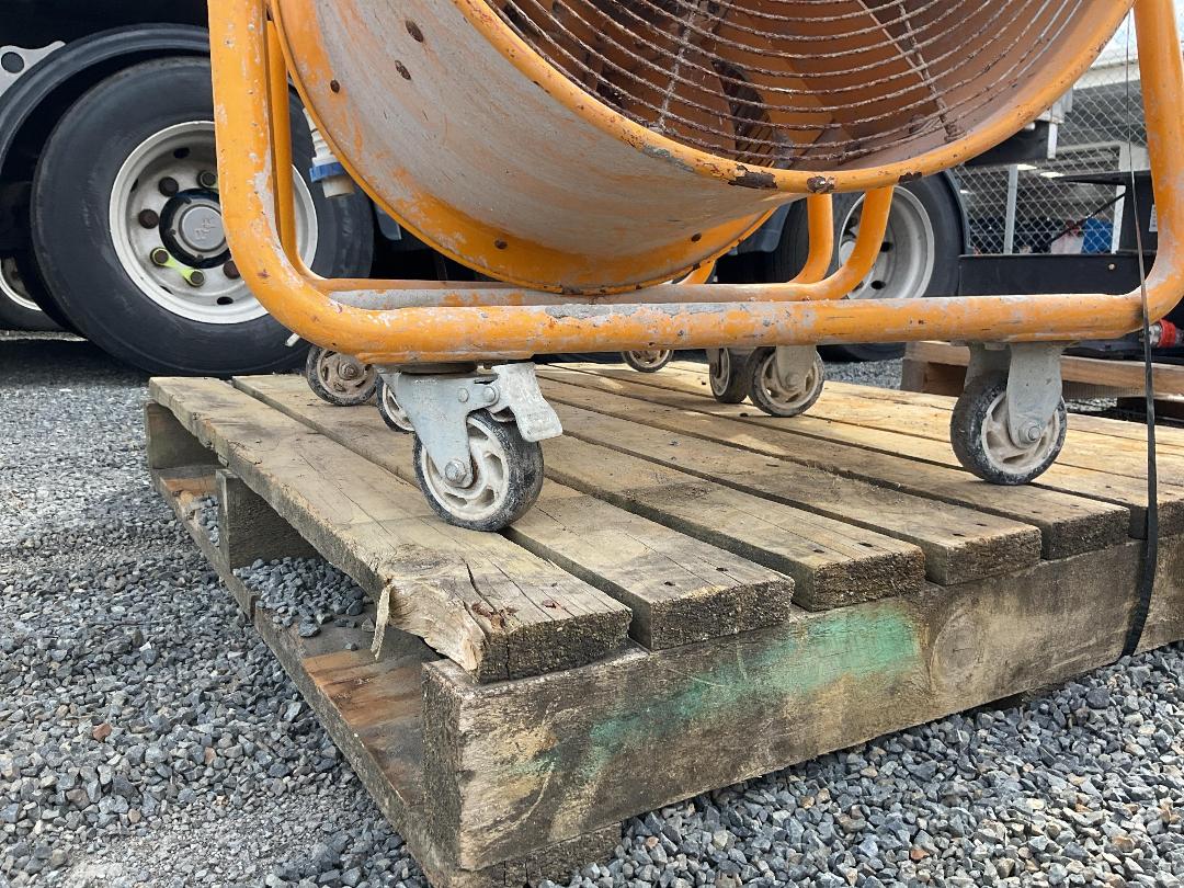 Photo '6' of Air Ventilation Fans x2