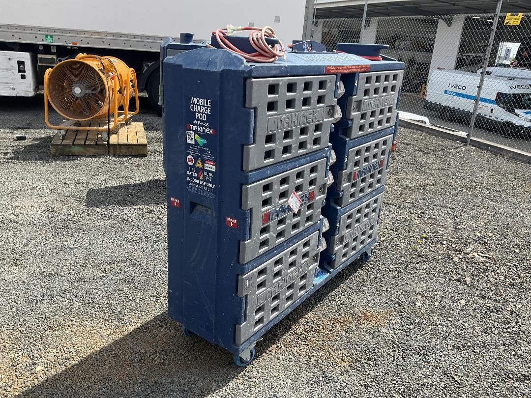 Photo '2' of Makinex Mobile Charge Pod