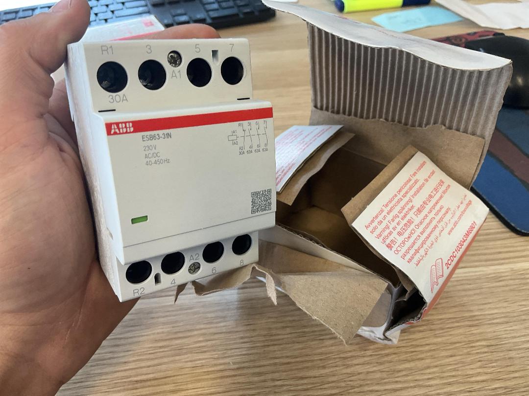 Photo '5' of 4x ABB ESB63-31N-06 Installation Contactor - 63A 4 Pole (Water Exposed)