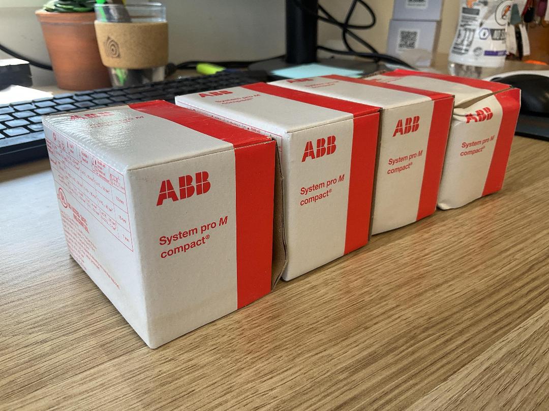 Photo '2' of 4x ABB ESB63-31N-06 Installation Contactor - 63A 4 Pole (Water Exposed)