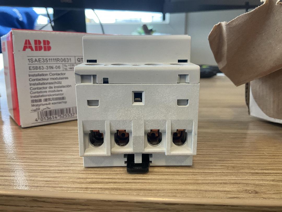 Photo '7' of 4x ABB ESB63-31N-06 Installation Contactor - 63A 4 Pole (Water Exposed)