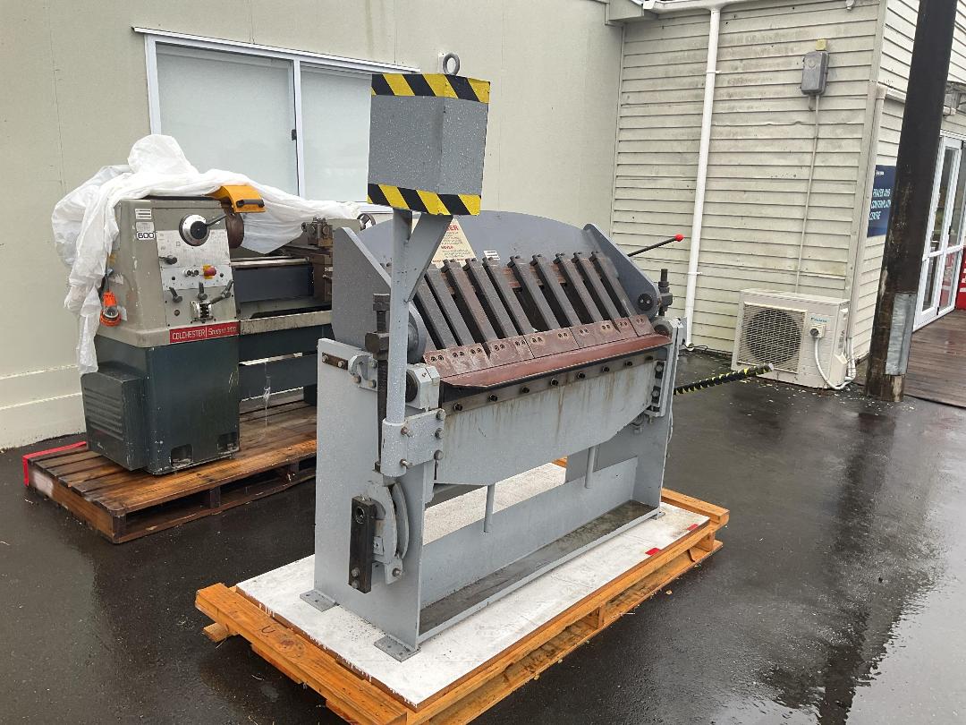 Photo '2' of Hafco PB-422A Manual Steel Bending Machine