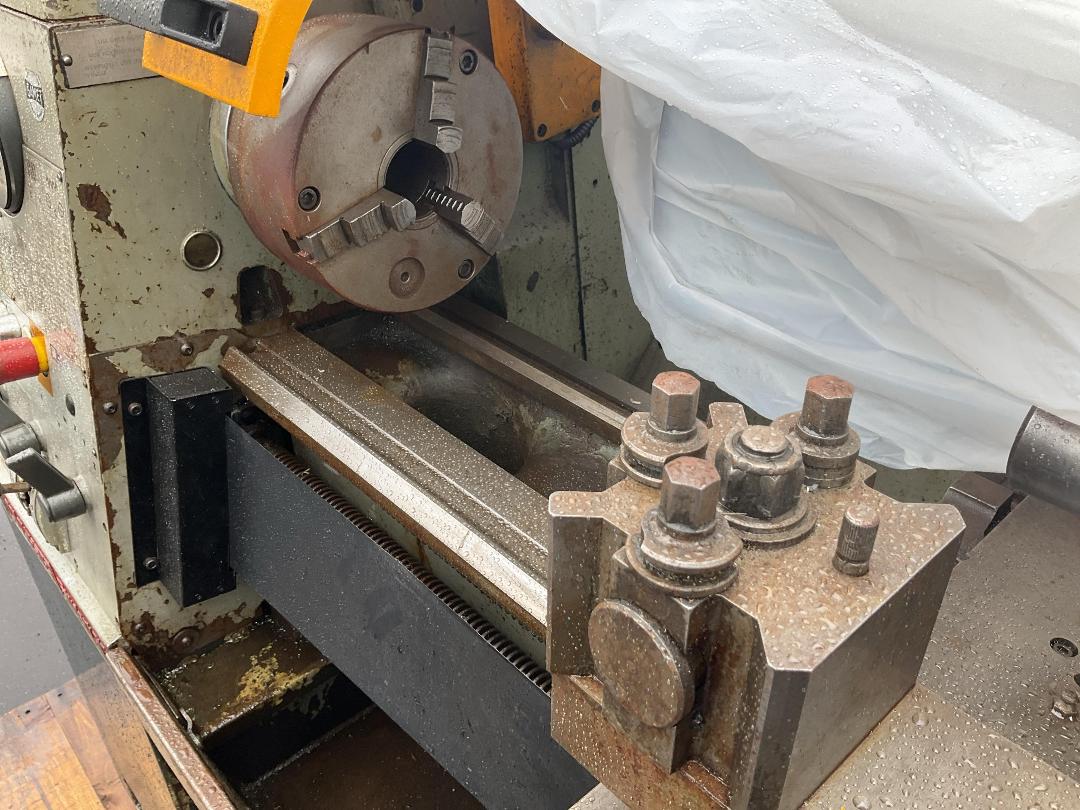 Photo '9' of Colchester Student 300 Lathe