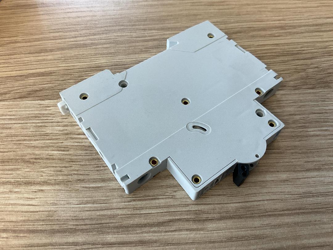 Photo '2' of 12x MCB Circuit Breakers 25A Half Pole