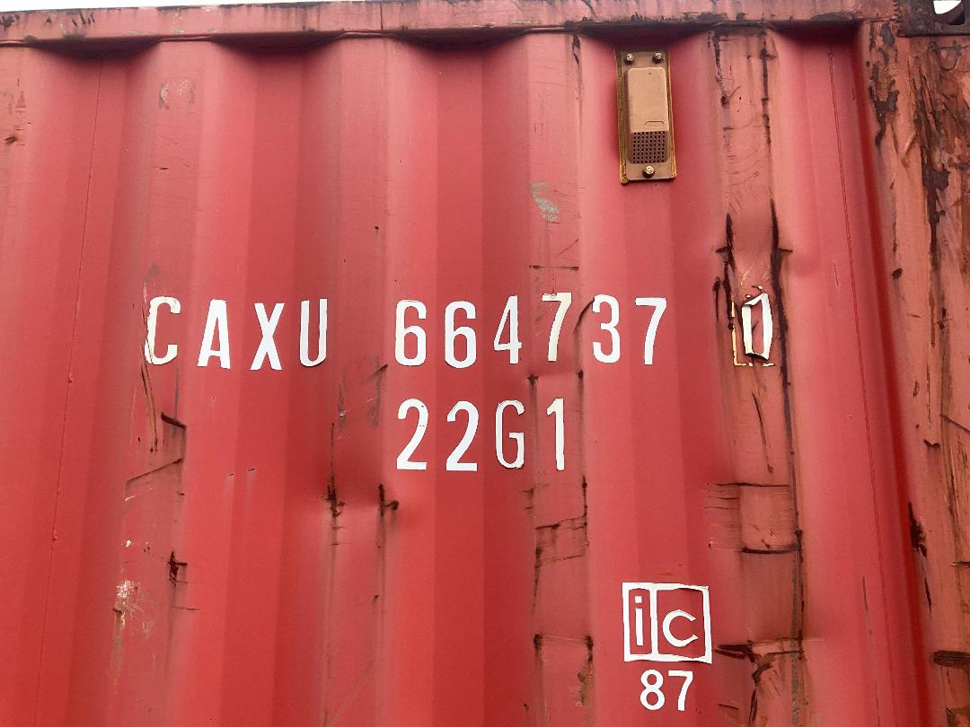 Photo '2' of Container of Assorted car Parts