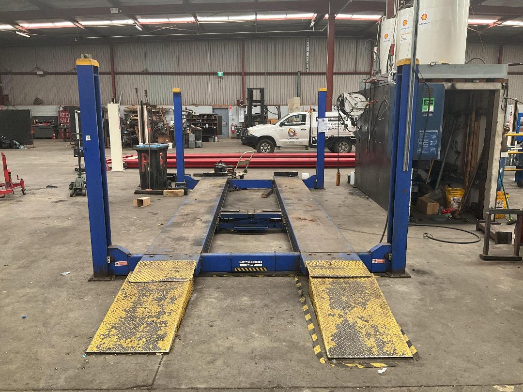 Photo '7' of Heshbon HL46H 4-Post Car Hoist 6000KG Rated