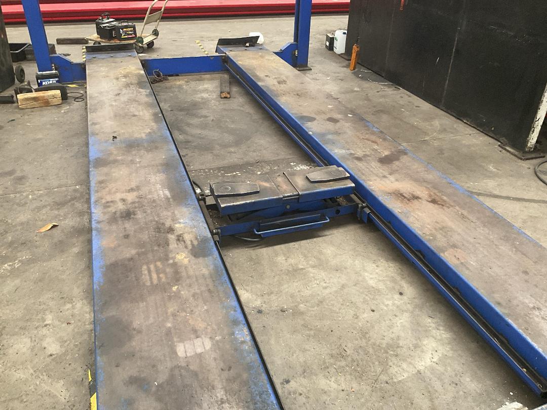 Photo '11' of Heshbon HL46H 4-Post Car Hoist 6000KG Rated