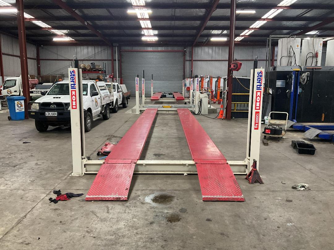 Photo '2' of Stertil Koni Car / Truck Servicing Lift System Photo '2' of Stertil Koni Car / Truck Servicing Lift System