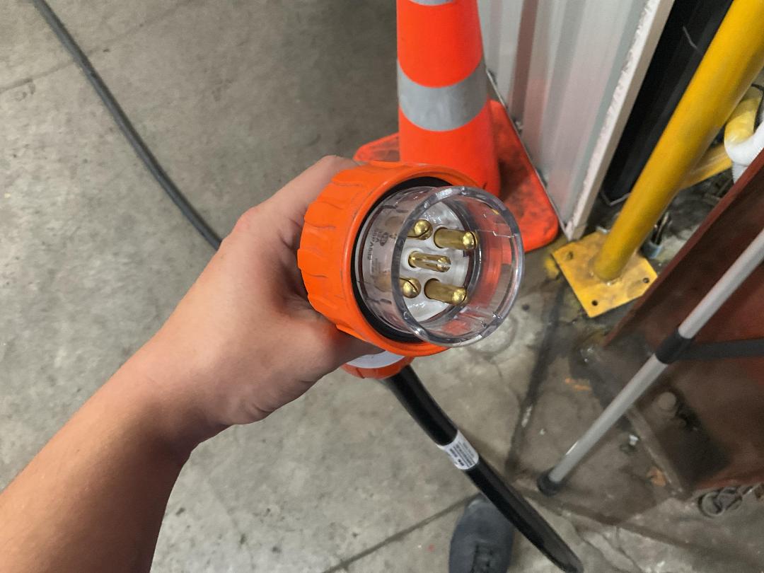 Photo '12' of Stertil Koni Car / Truck Servicing Lift System Photo '12' of Stertil Koni Car / Truck Servicing Lift System