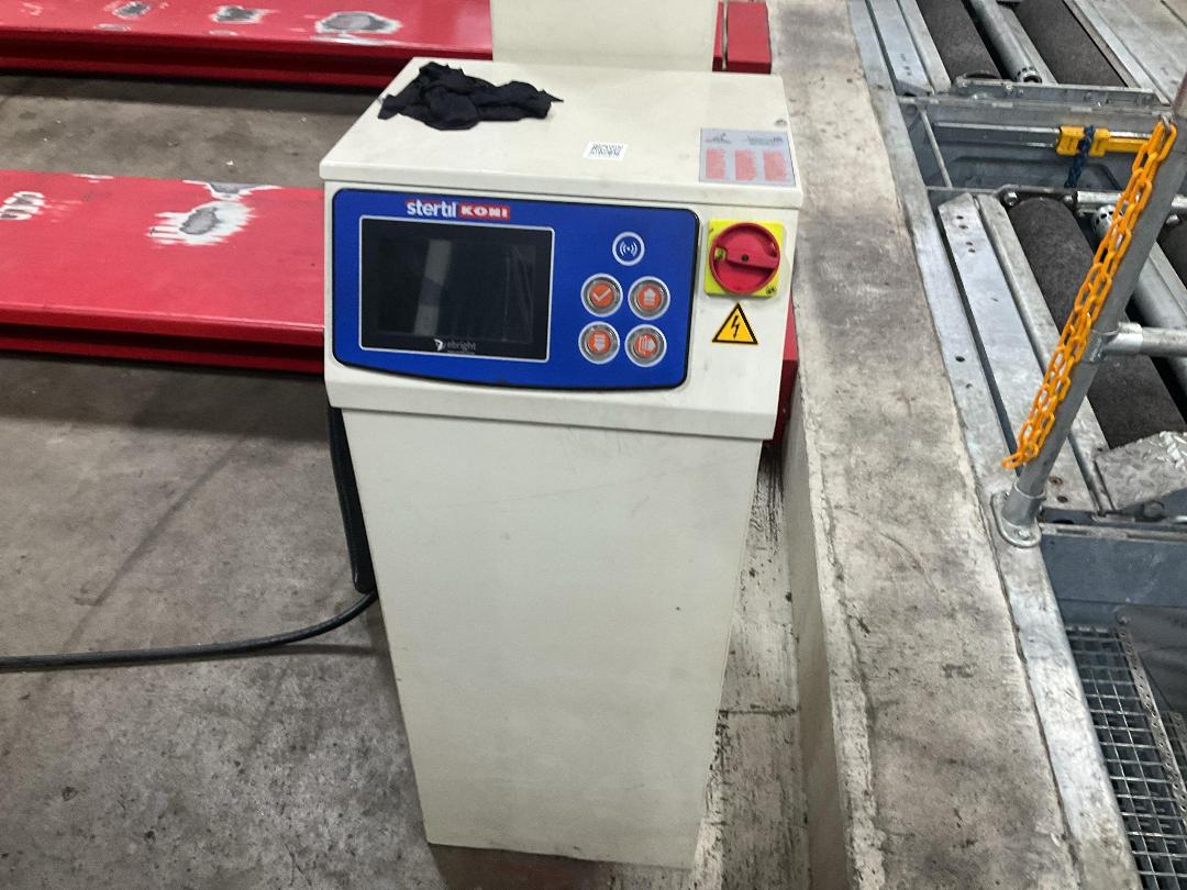 Photo '10' of Stertil Koni Car / Truck Servicing Lift System Photo '10' of Stertil Koni Car / Truck Servicing Lift System