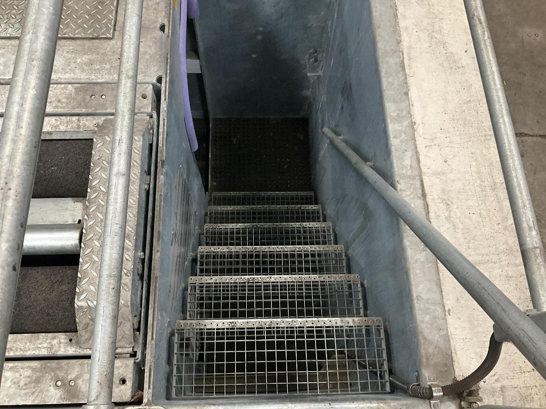 Photo '15' of Stertil Koni Car / Truck Servicing Lift System Photo '15' of Stertil Koni Car / Truck Servicing Lift System