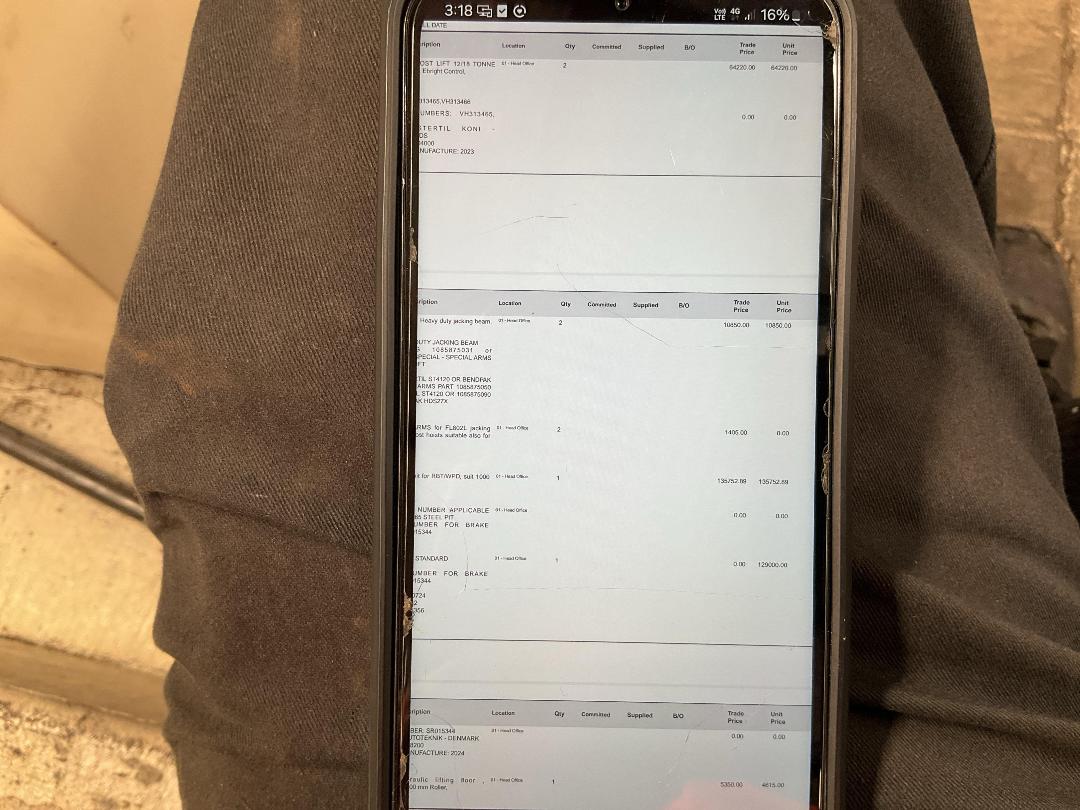 Photo '29' of Stertil Koni Car / Truck Servicing Lift System Photo '29' of Stertil Koni Car / Truck Servicing Lift System