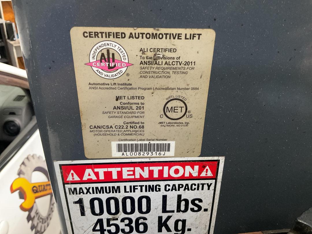 Photo '8' of BendPak XPR-10S 2-Post Car Lift 4536KG Rated