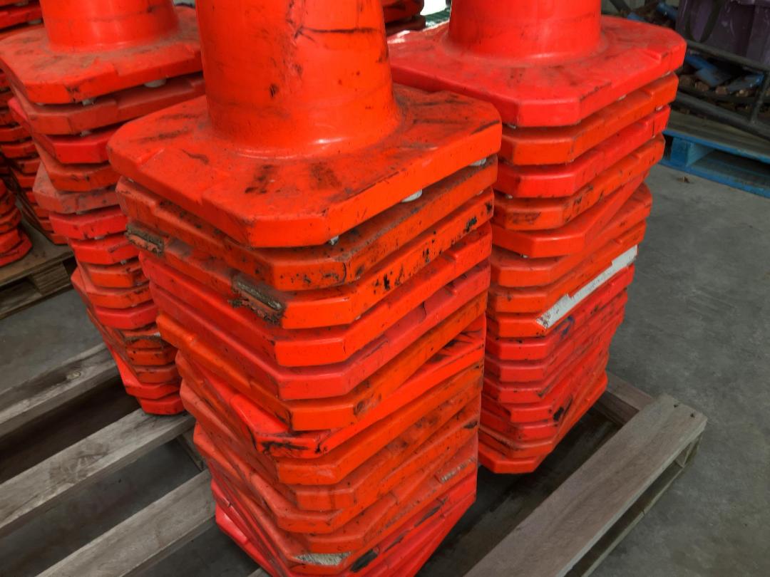 Photo '4' of 60 x Road Cones Lot 4