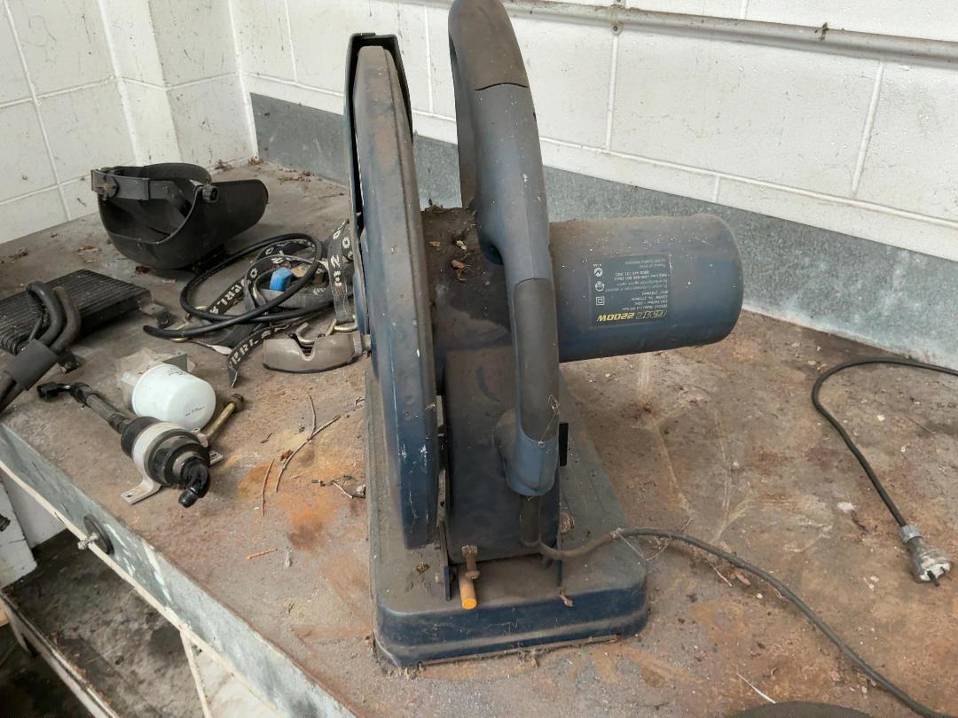 Photo '5' of GMC 355mm Metal Cut Off Saw Photo '5' of GMC 355mm Metal Cut Off Saw