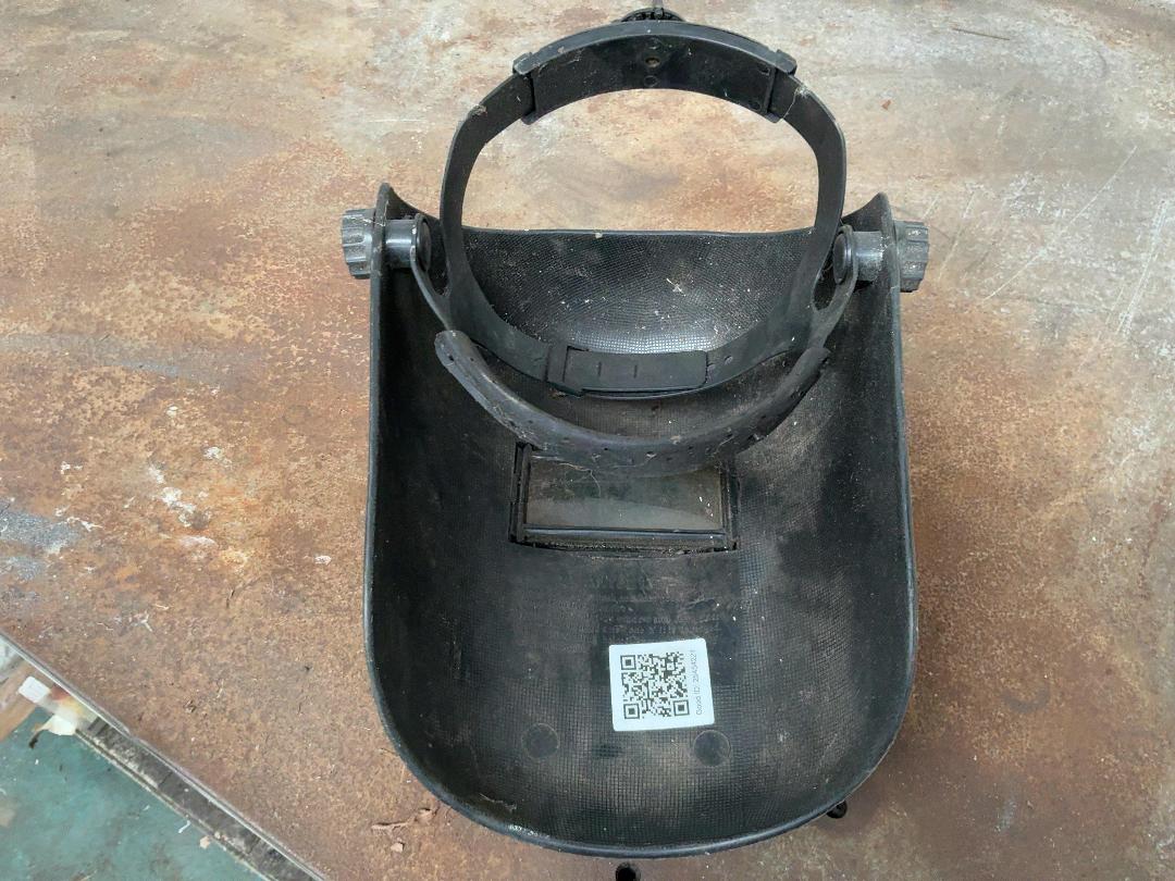 Photo '3' of Ozito Welding Mask