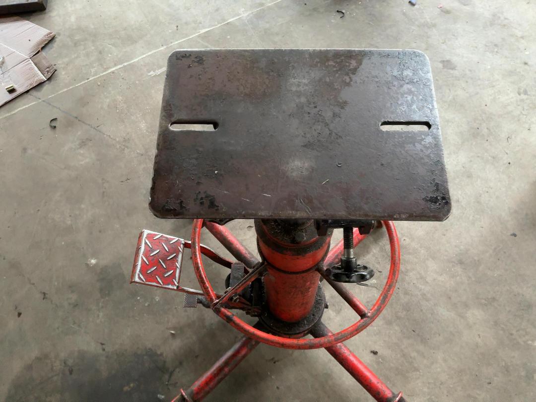 Photo '4' of Wayco Transmission Jack