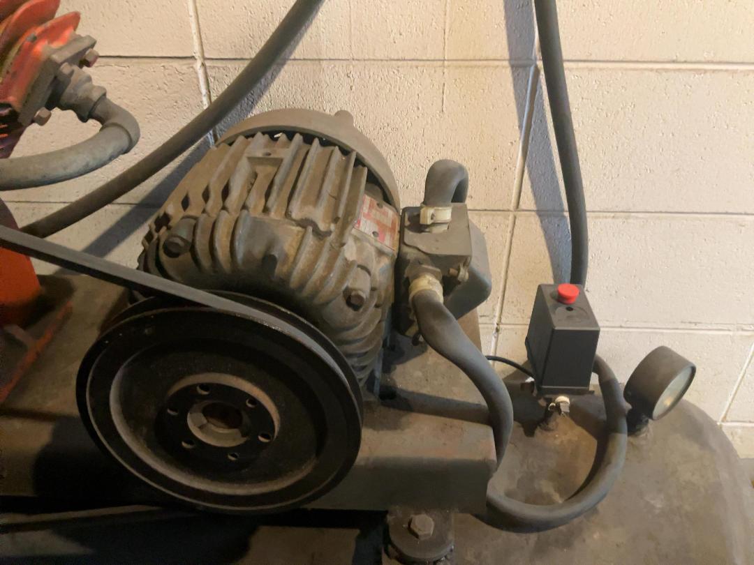 Photo '4' of 3 Phase Workshop Compressor Photo '4' of 3 Phase Workshop Compressor