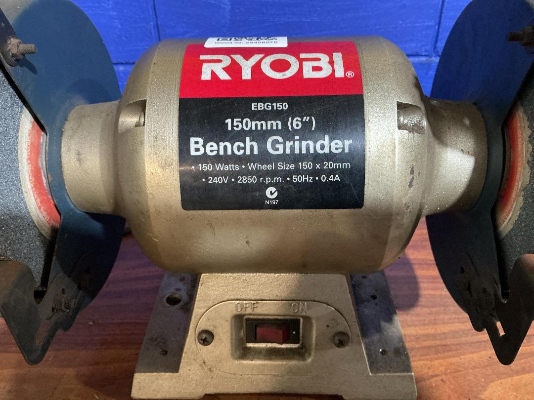 Photo '3' of Ryobi Bench Grinder